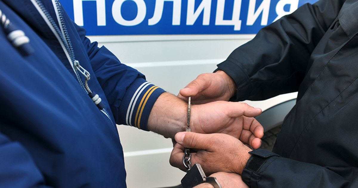 Полицейские из Михайловска отправятся в колонию за раскладку закладок и вымогательство Полицейские из Михайловска отправятся в колонию за раскладку закладок и вымогательство