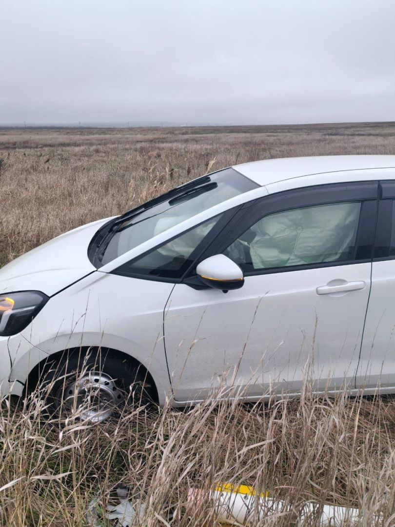 Три человека пострадали из-за съезда машины в кювет на трассе «Кавказ»