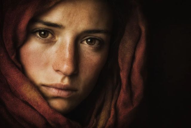 Если человек делает эти 5 вещей — он глубоко несчастен внутри: признаки, которые видны только внимательным