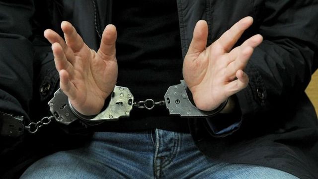 Житель Ставрополья пытался подкупить полицейского Житель Ставрополья пытался подкупить полицейского