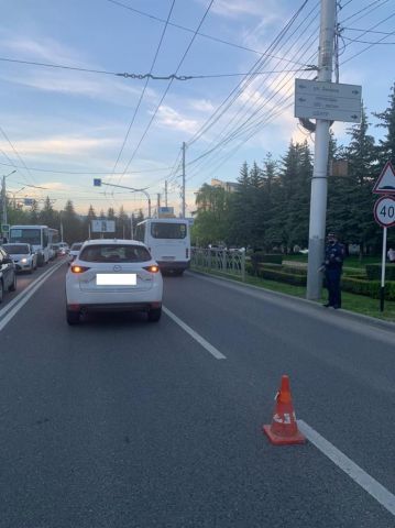 В Ставрополе школьник угодил под колёса Мазды в 37 метрах от «зебры» В Ставрополе школьник угодил под колёса Мазды в 37 метрах от «зебры»