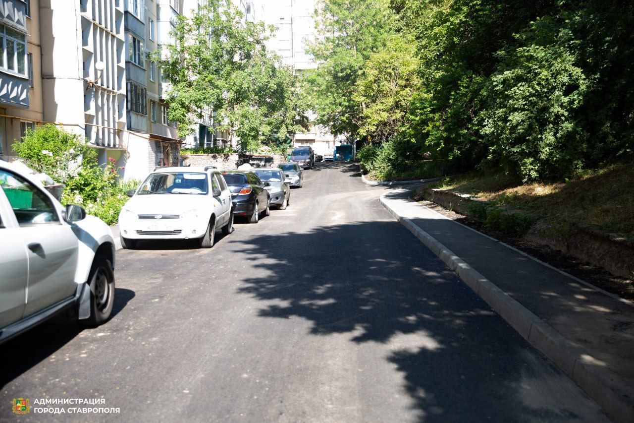В Ставрополе до конца года отремонтируют более 3 км внутриквартальных дорог