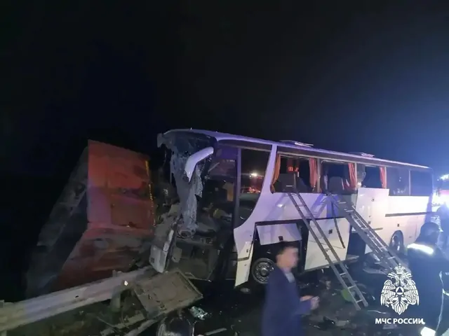 До шести человек увеличилось число погибших в ДТП с автобусом на трассе «Кавказ»