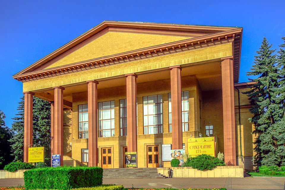 Ставропольский драмтеатр отметил 180-летие