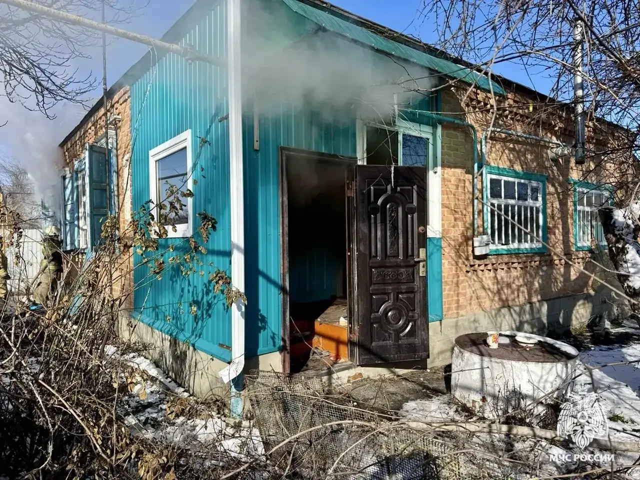 Непотушенная сигарета могла стать причиной пожара в жилом доме на Ставрополье