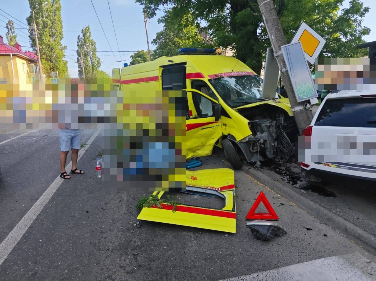 Пять человек пострадали в аварии со скорой помощью в Ставрополе