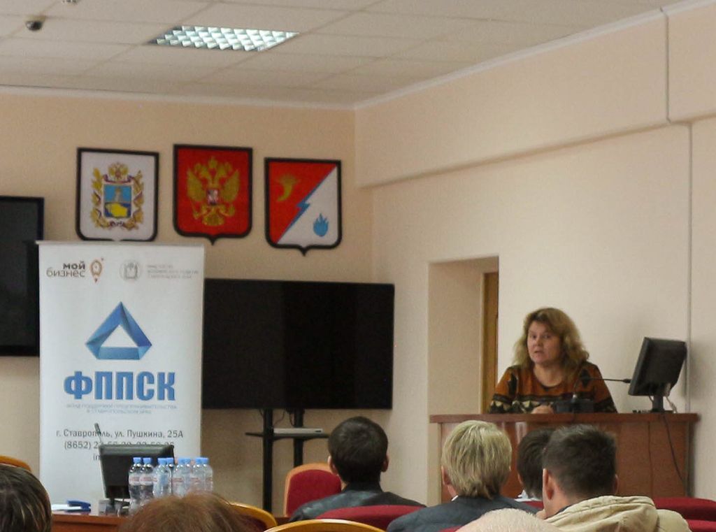 В Изобильном обсудили антикризисные меры в сфере производства