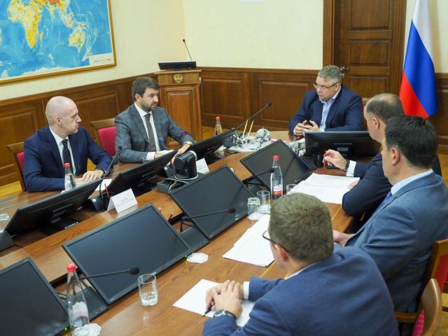 Губернатор Ставрополья провёл рабочую встречу с директором Департамента мелиорации Минсельхоза РФ Губернатор Ставрополья провёл рабочую встречу с директором Департамента мелиорации Минсельхоза РФ