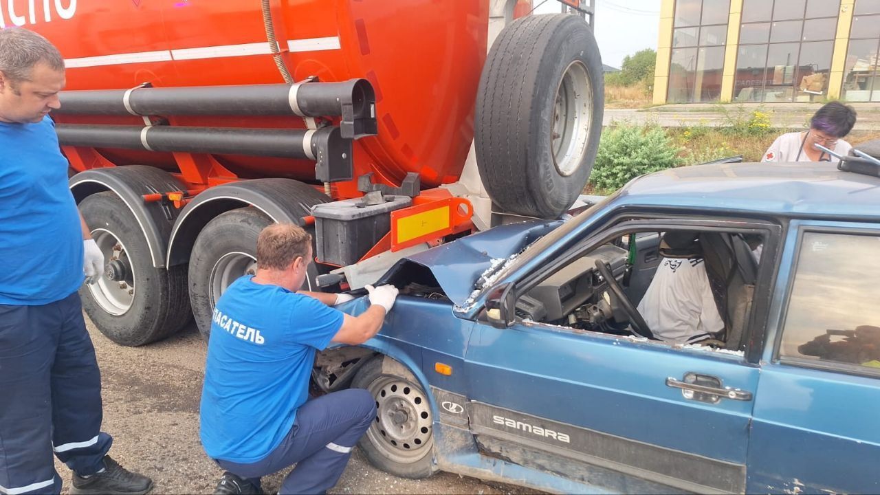 Один человек пострадал в аварии с бензовозом на Ставрополье