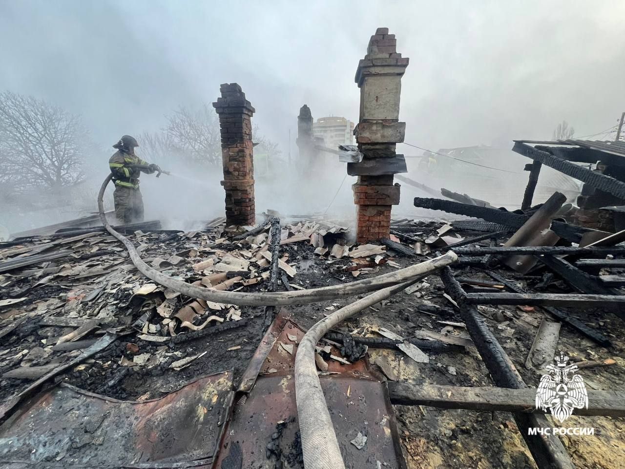 Один человек погиб, еще один пострадал при пожаре в Ставрополе