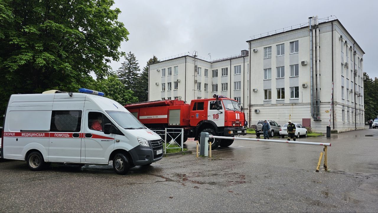 Поступила угроза минирования здания администрации Предгорного округа