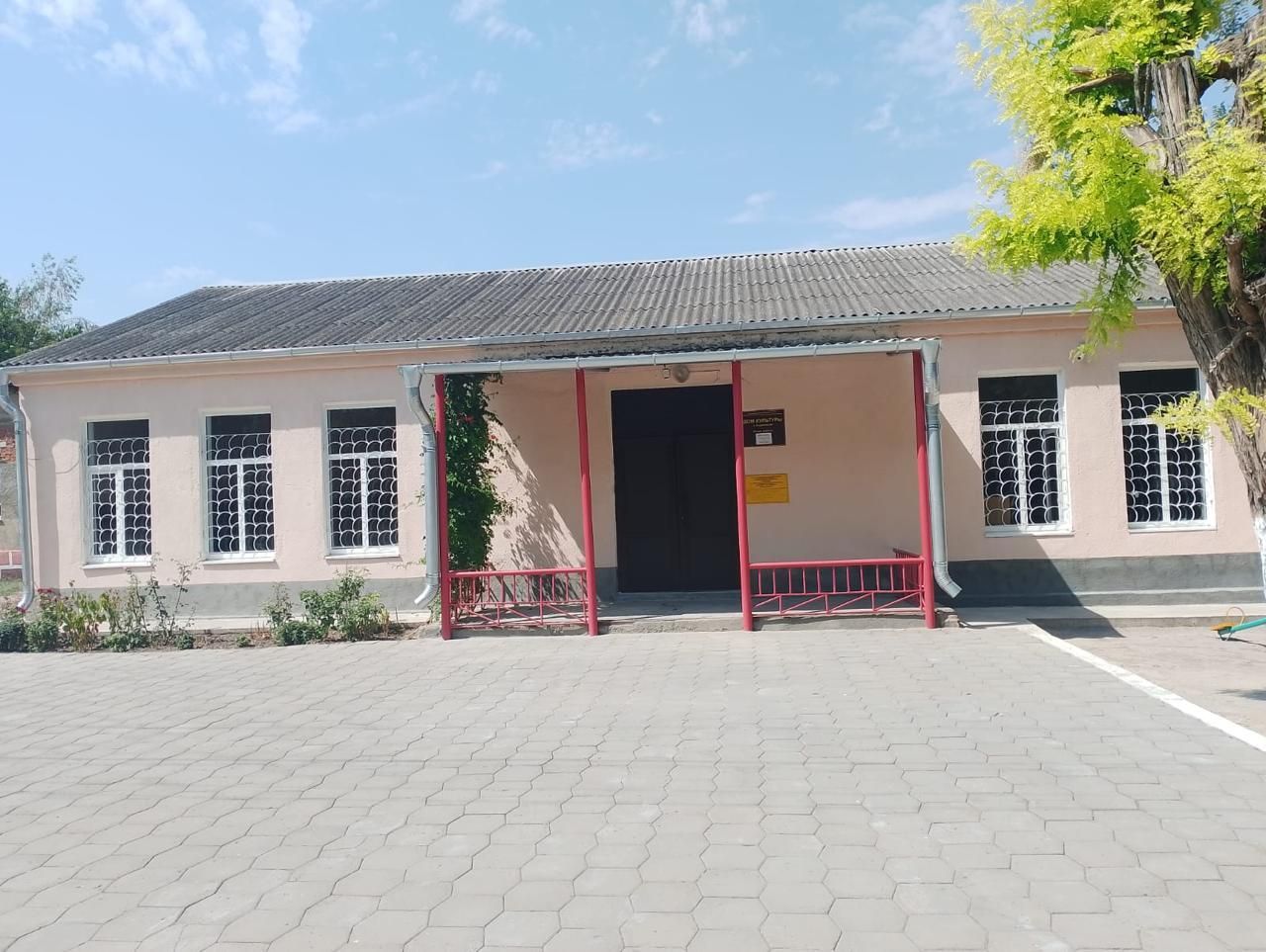 Дом культуры отремонтировали за 2,8 млн рублей на Ставрополье