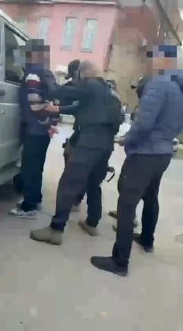 Полиция Ставрополья задержала подозреваемого, 32 года скрывавшегося после поножовщины на дискотеке
