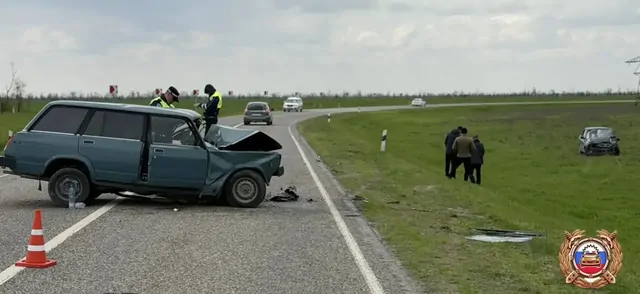 Ребенок и двое взрослых получили травмы в аварии на Ставрополье