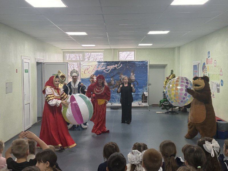 Более 6 тонн гуманитарной помощи направили детям ЛНР из Предгорья