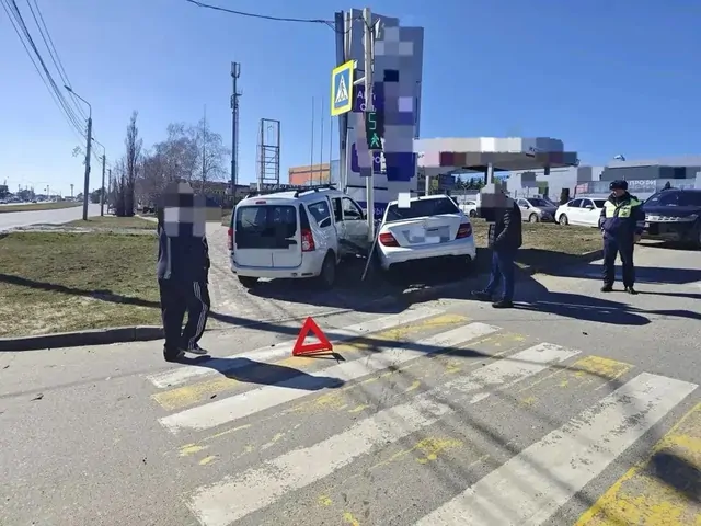 Два человека пострадали в аварии на севере Ставрополя
