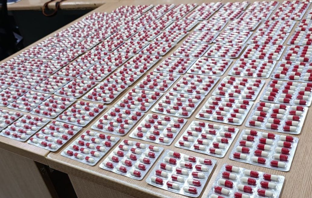 Минераловодские таможенники пересекли канал контрабанды сильнодействующего вещества из Индии