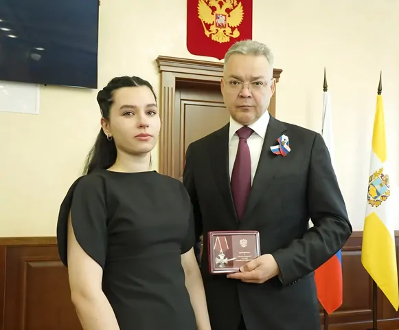 Губернатор Ставрополья вручил орден Мужества семье погибшего на СВО пограничника