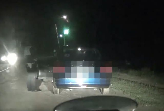 В Ипатовском округе у пьяной женщины водителя полицейские забрали автомобиль В Ипатовском округе у пьяной женщины водителя полицейские забрали автомобиль