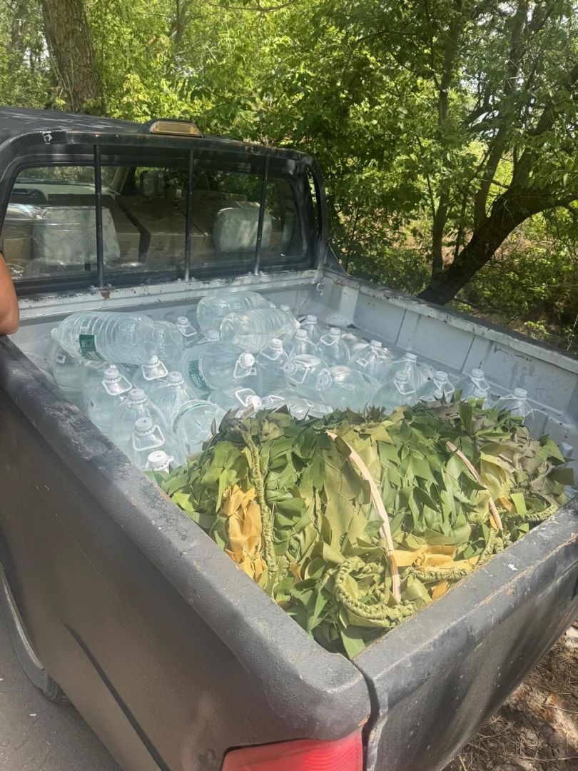 Два пикапа передали из Железноводска в зону СВО