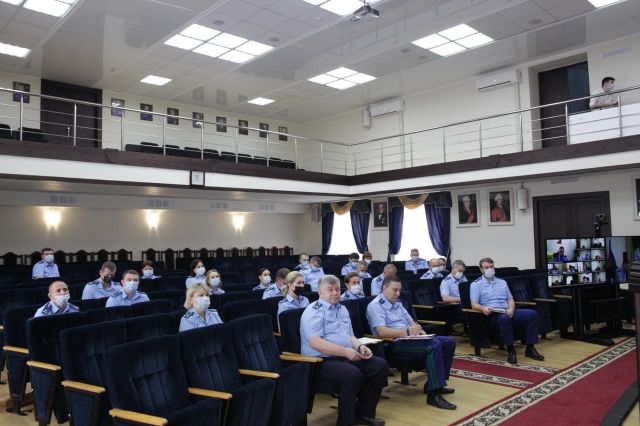 Прокуратура Ставрополья отчиталась о проделанной за полгода работе Прокуратура Ставрополья отчиталась о проделанной за полгода работе