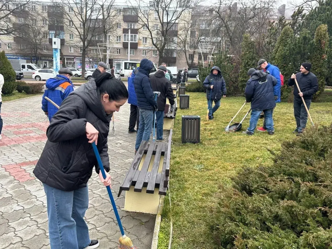 Почти 32 тысячи ставропольцев вышли на первый общегородской субботник