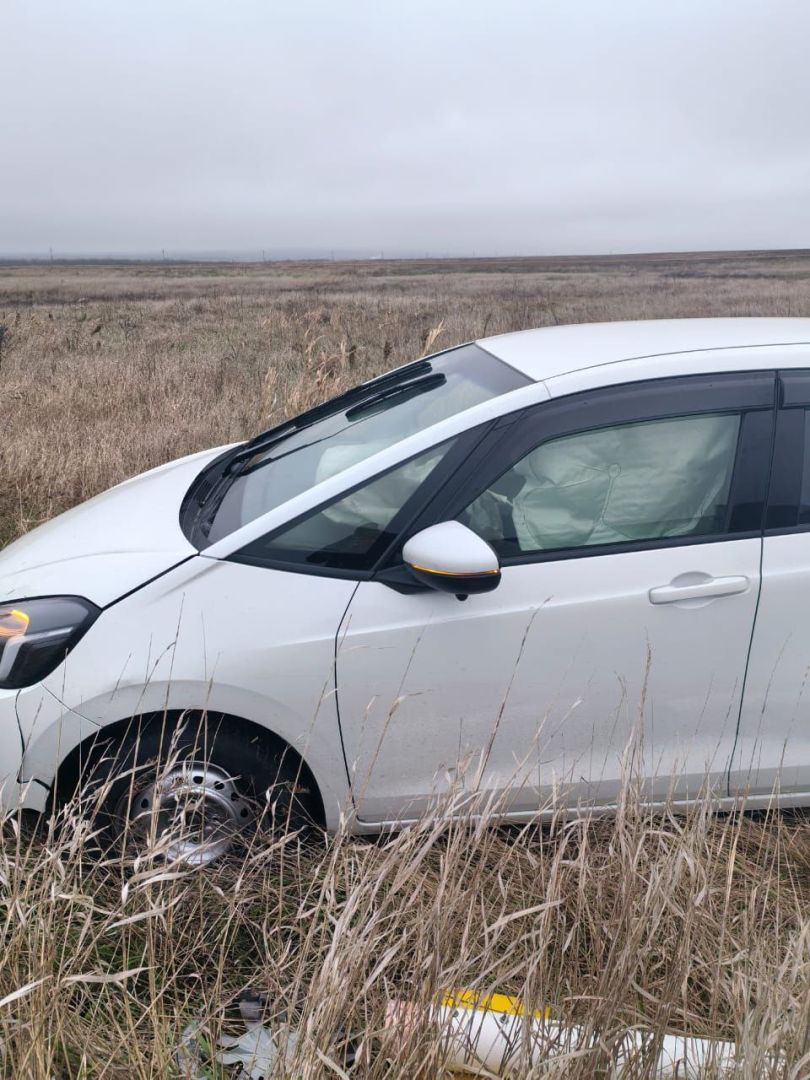 Три человека пострадали из-за съезда машины в кювет на трассе «Кавказ»