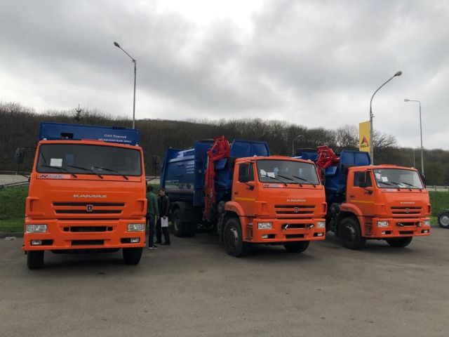 Регоператор направляет на маршруты Пятигорска новую спецтехнику Регоператор направляет на маршруты Пятигорска новую спецтехнику