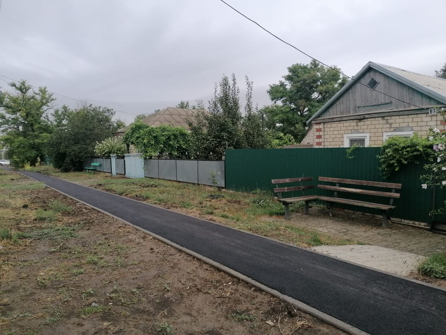 Пешеходную дорожку обновили в Спорном