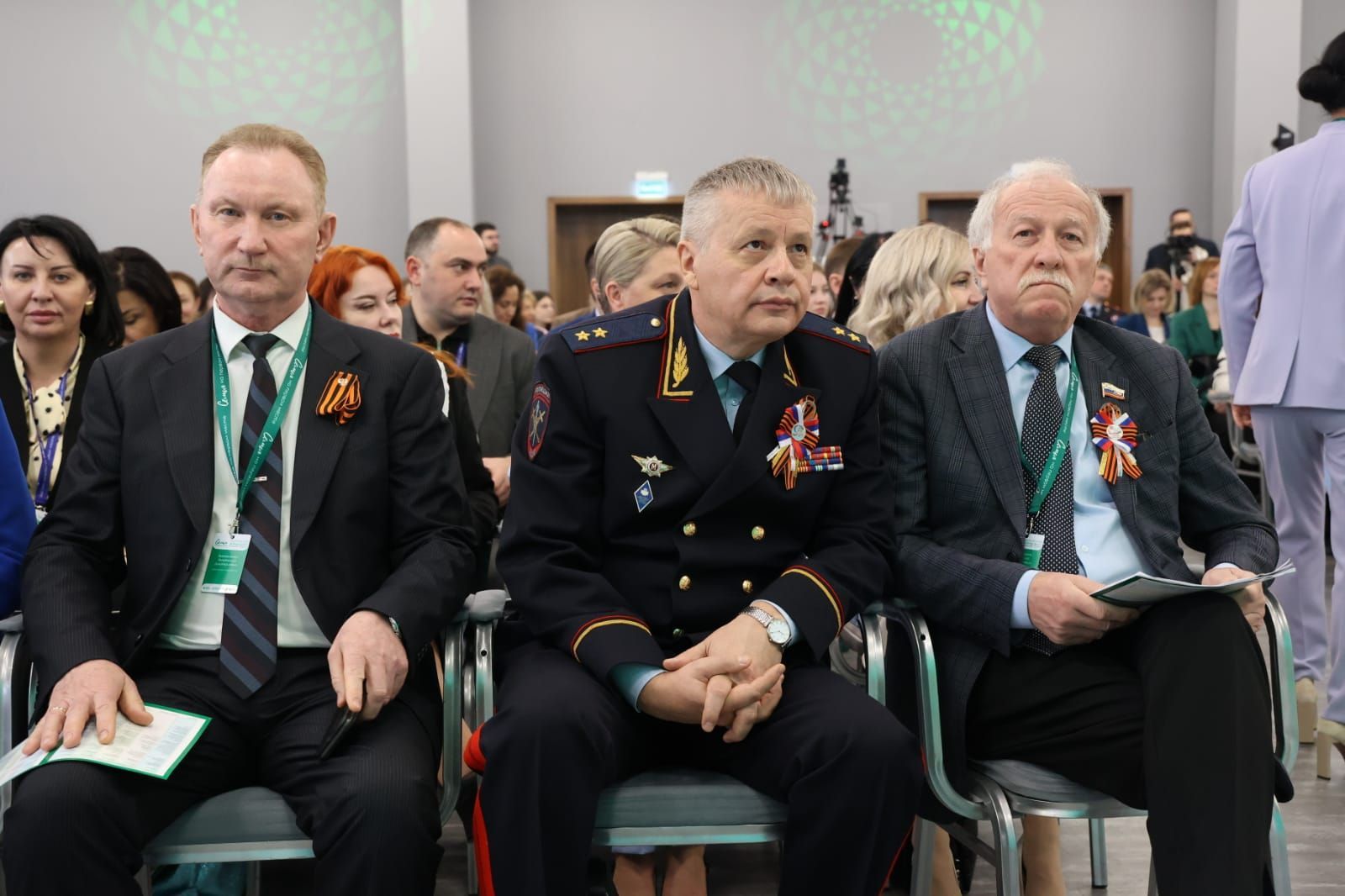 Николай Великдань принял участие в окружном форуме по профилактике социального сиротства