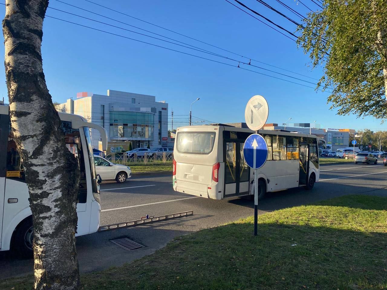 Двое детей пострадали при столкновении автобусов в Ставрополе