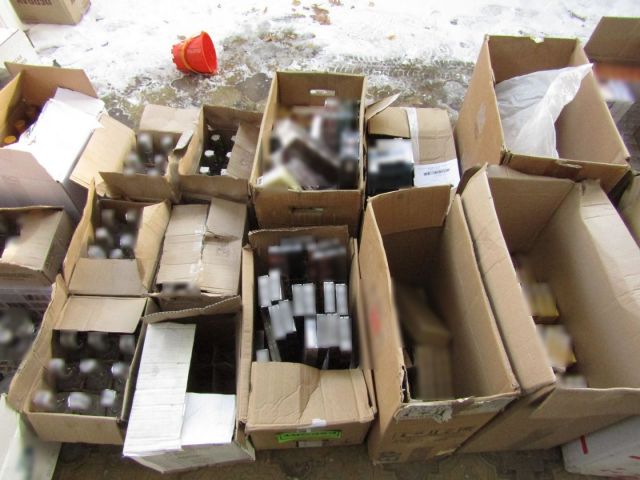 На Ставрополье выявили крупную партию немаркированной алкогольной и табачной продукции На Ставрополье выявили крупную партию немаркированной алкогольной и табачной продукции