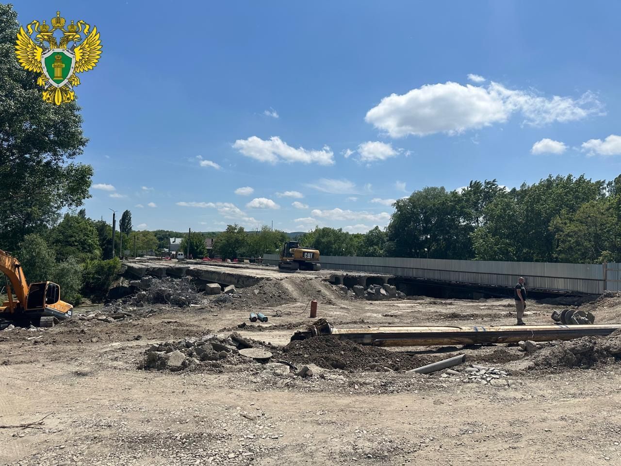 Замглавы Пятигорска оштрафовали на 25 тыс. рублей за неосвоение 800 млн рублей при реконструкции моста