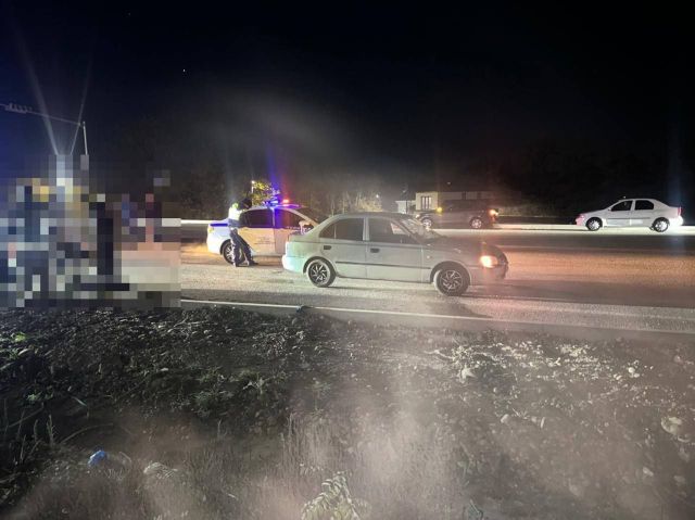 Девушка с ребенком попали под машину на Ставрополье