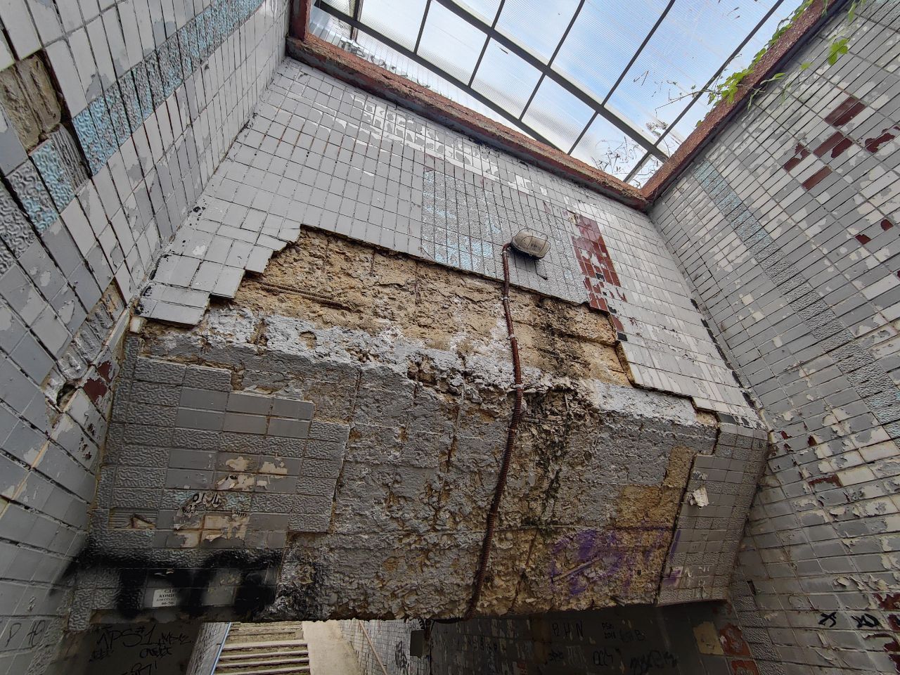 Губернатор поручил отремонтировать подземный переход у завода «Нептун» в Ставрополе