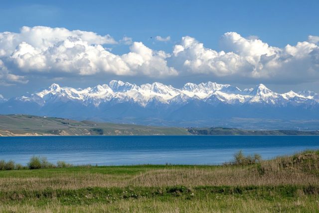 Таяние ледников Кавказа: последствия для южных регионов России