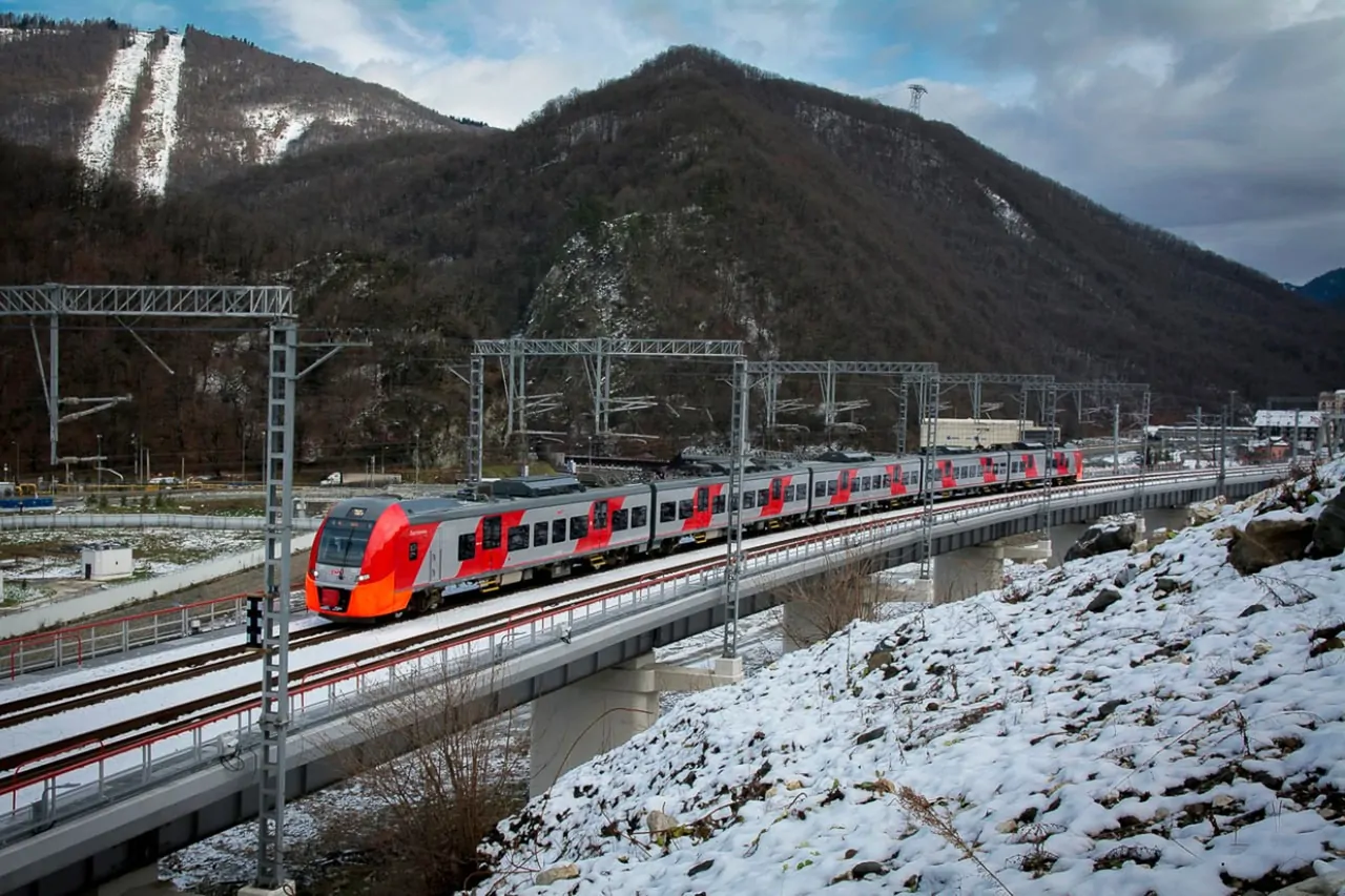 Два ставропольских поезда задерживаются после открытия Крымского моста
