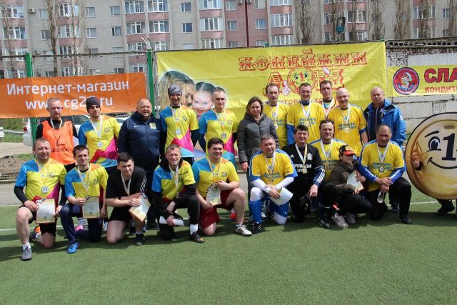 В Ставрополе завершились жаркие футбольные баталии Кубка города В Ставрополе завершились жаркие футбольные баталии Кубка города