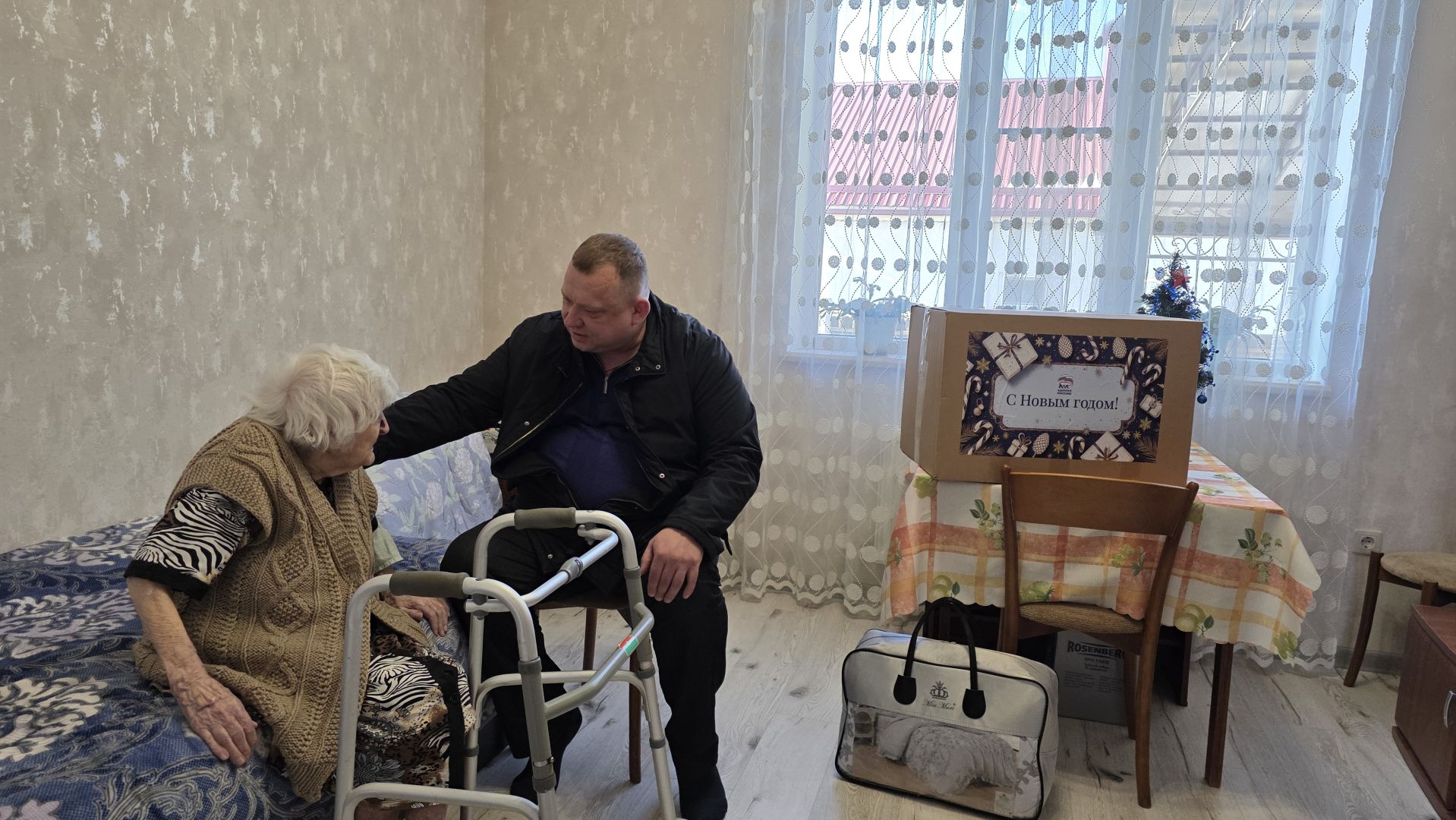 В Предгорье с наступающим Новым годом поздравили 102-летнюю ветерана Великой Отечественной войны