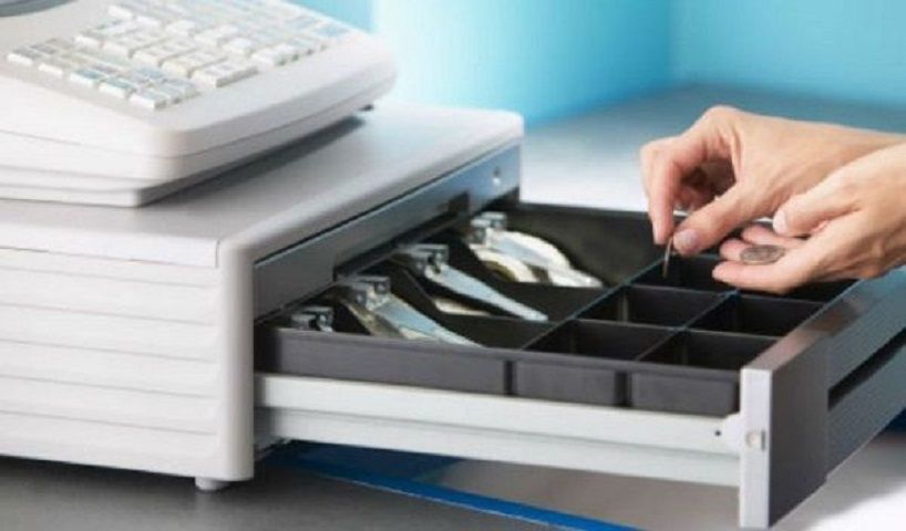 Почти миллион рублей похитила из кассы начальница почты на Ставрополье